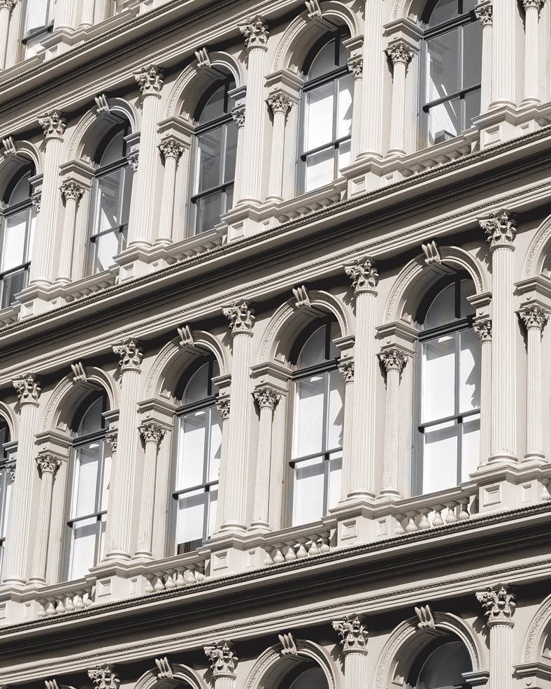 The front of a building in downtown New York.