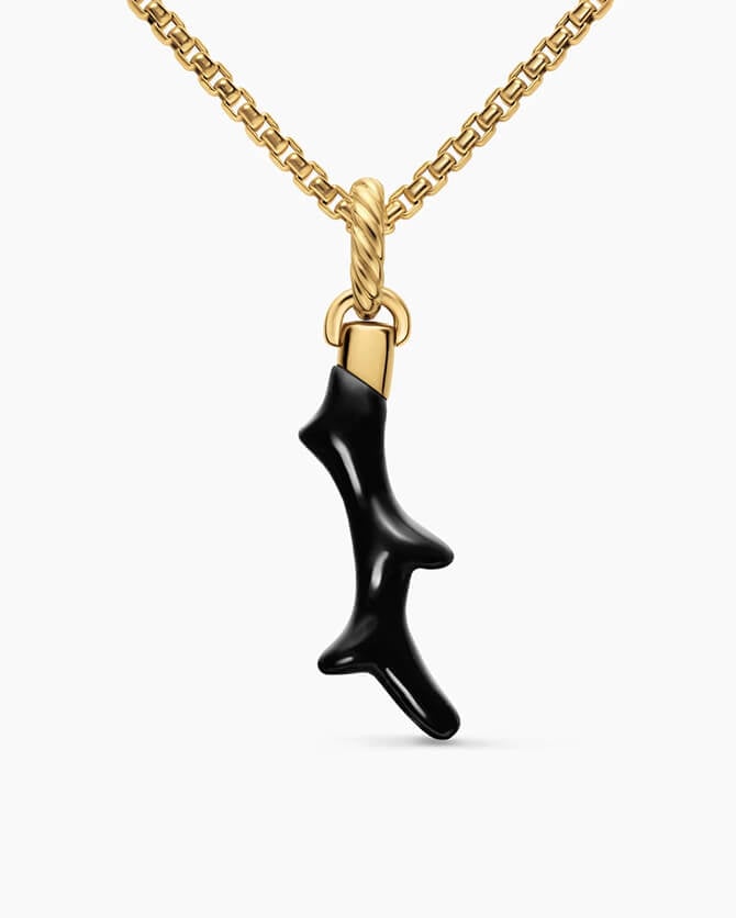 Petite Coral Amulet in 18K Yellow Gold with Black Onyx, 25.2mm